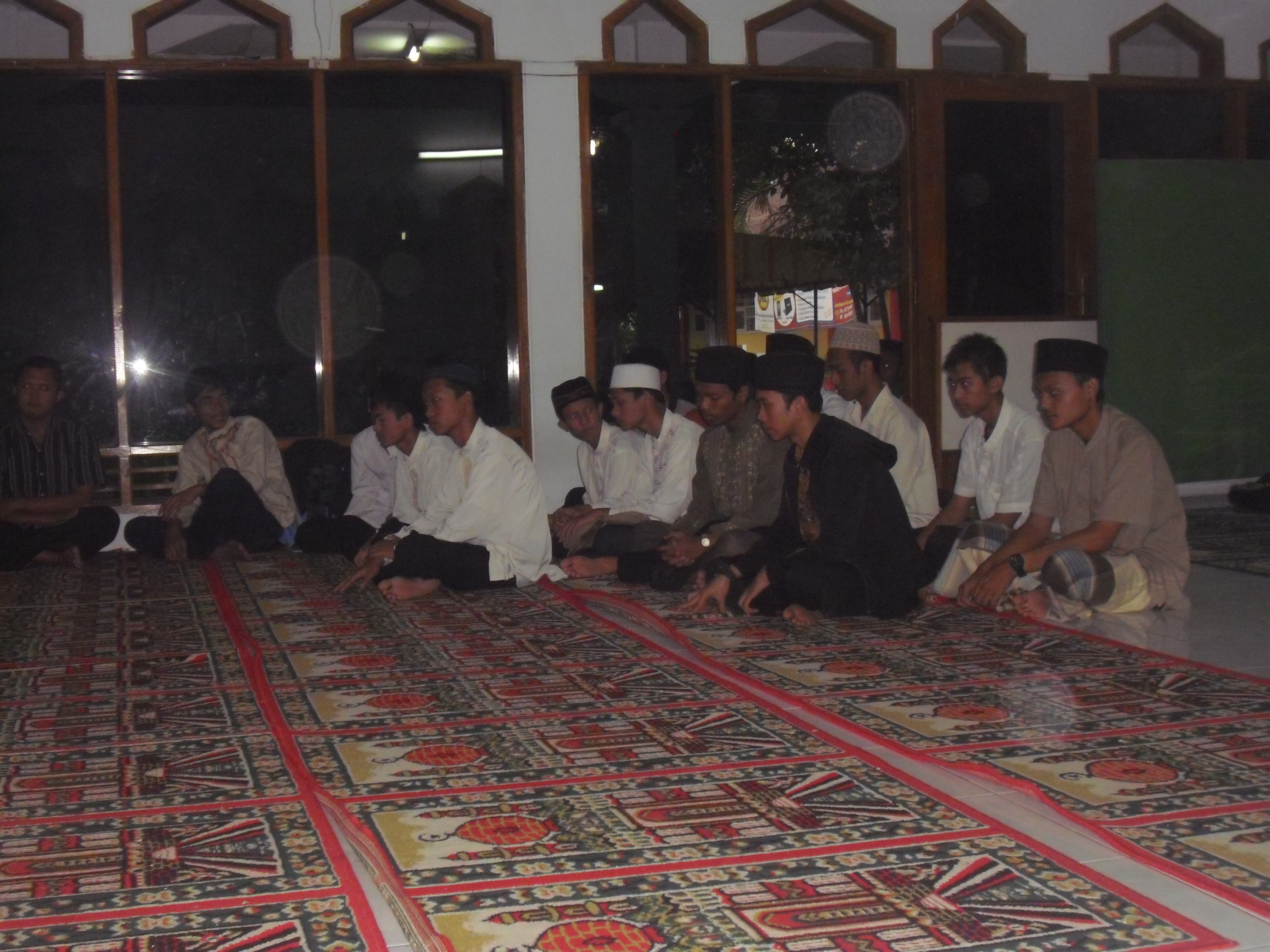 Foto-Foto Buka Puasa Bersama Ramadhan 1432 UKKI SMA Negeri 